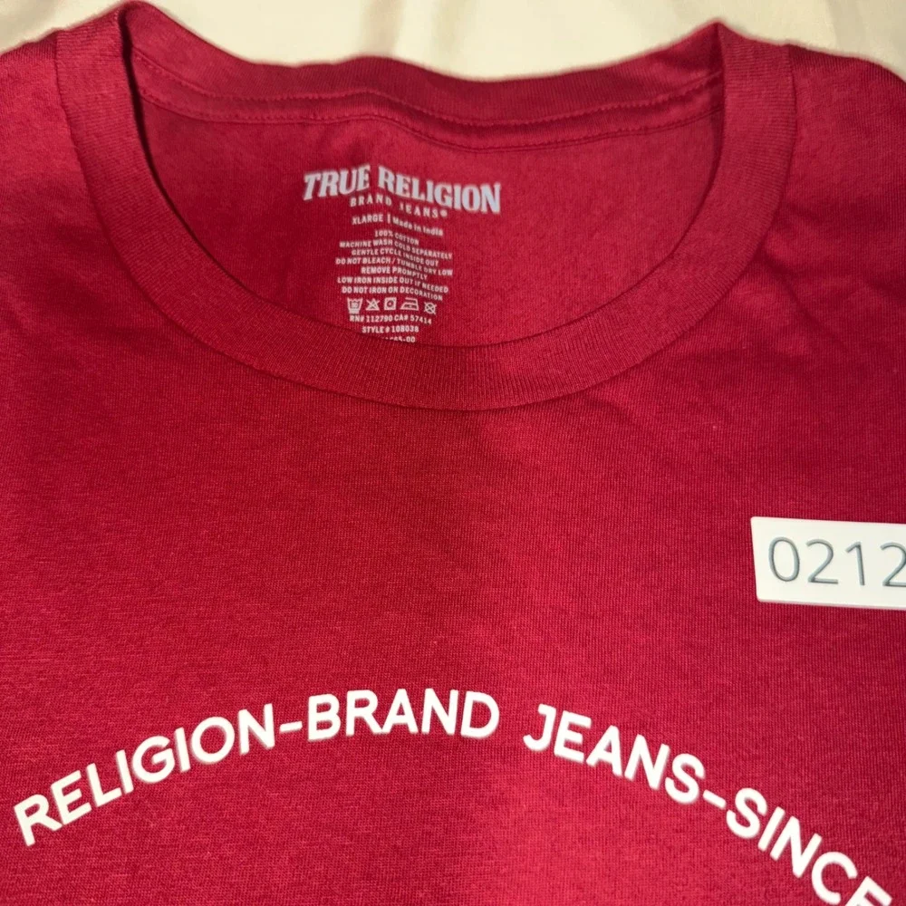 True Religion Mens Red World Tour Buddha Graphic T-Shirt XL NWT